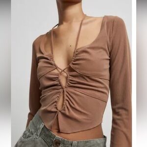URBAN OUTFITTERS ELENA DRAWSTRING CUTOUT TOP XS